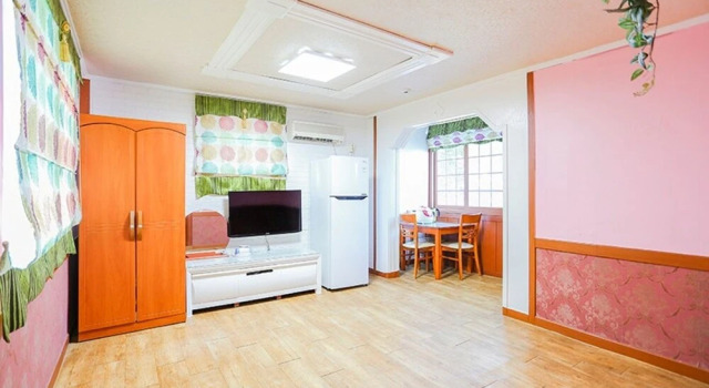 Taean Kkotjibada Sketch Pension