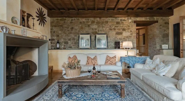 Villa Santella an Amazing Retreat Between Florence and Siena, Забронировать Вилла Коттеджи Поджибонси, Коттедж