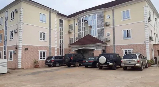 SkyRose Hotel, Book Hotel Hotels in Owerri with Parking, Parking