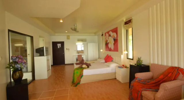 Номер Premier Koh Ngai Cliff Beach Resort