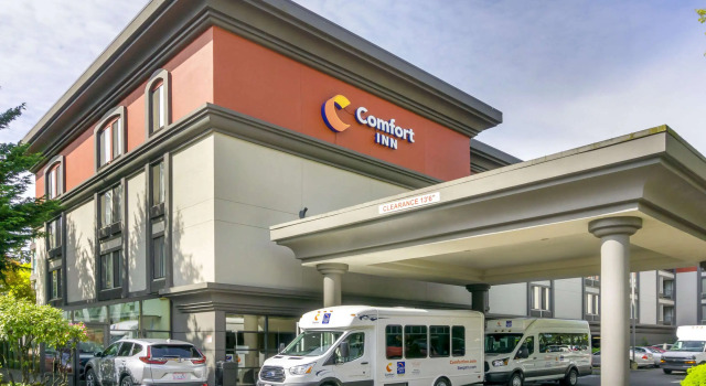 Comfort Inn & Suites Sea-Tac Airport