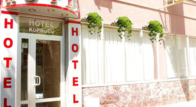 Köprücü Hotel, Забронировать Отель Отели Диярбакыра с парковкой, рядом с Городской стадион Ататюрка в Диярбакыре, Парковка