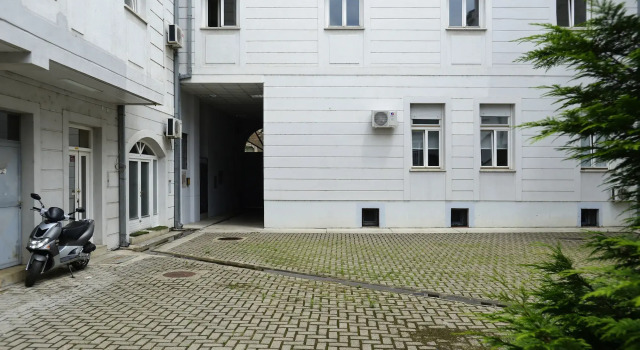 Hostel FLOW HOSE CENTAR, Забронировать Хостел Хостелы Нови-Сад, рядом с Museum of Vojvodina, Хостел