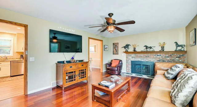 Коттедж Saratoga Springs Home Near Skidmore College!