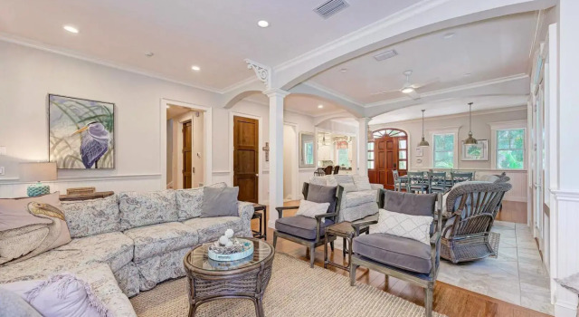 Banyan Beach - 104 Beach Ave