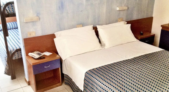 Трёхместный номер Economy Hotel Numi & Medusa