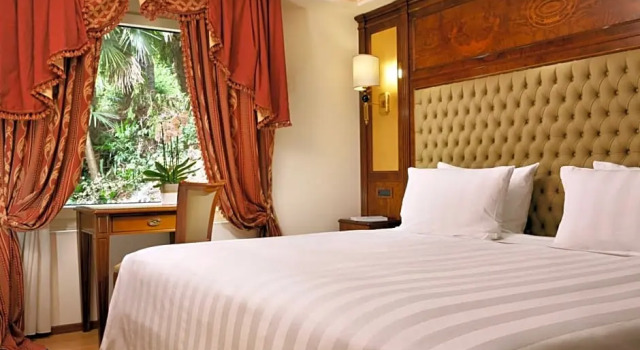 Двухместный номер Deluxe с балконом и с видом на озеро Swiss Diamond Hotel & Spa