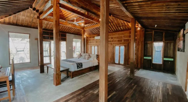 Вилла Deluxe Sarini Villas