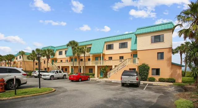Sea Haven 512, Rezerwuj Apartament Hotele w Saint Augustine Area z parkingiem, Parking