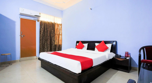 OYO 37109 Mangalam Guest House