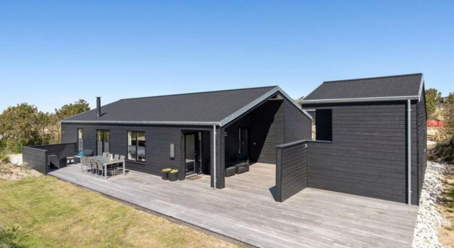 "Alruna" - 650m from the sea in NW Jutland