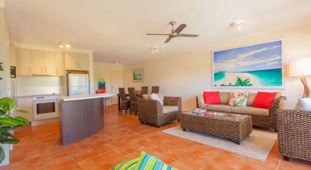 Noosa Sound Holiday Collection, Забронировать Отель Отели Нузавилл с парковкой, рядом с Reef Street Bushland Reserve, Парковка