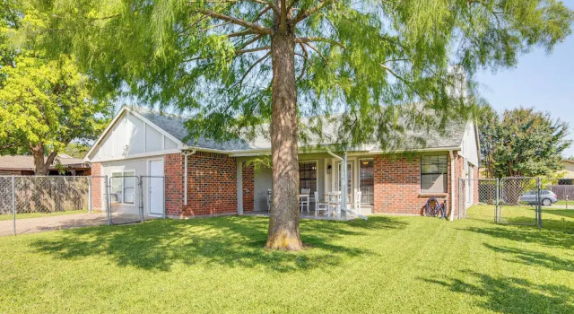 Коттедж Fenced-in Yard: Home < 1 Mi to Lake Ray Hubbard!