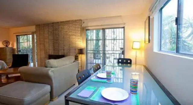 Silver Lake Suite, Κράτηση Ξενοδοχείο Λος Άντζελες Los Angeles Metropolitan Area