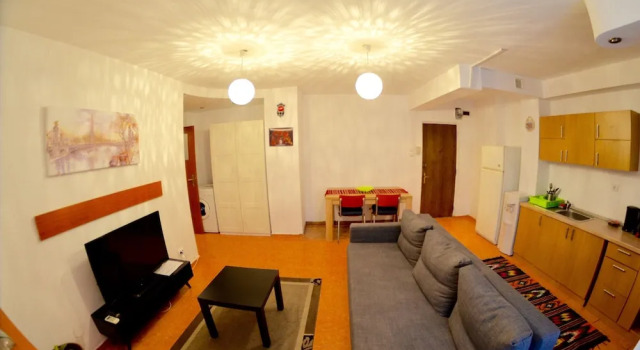 Ultra Central Old Town Apartments, Prenota Appartamento Hotel a Muntenia con parcheggio, Parcheggio