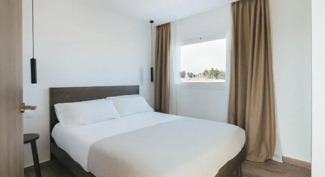 Апартаменты с балконом Alava Suites