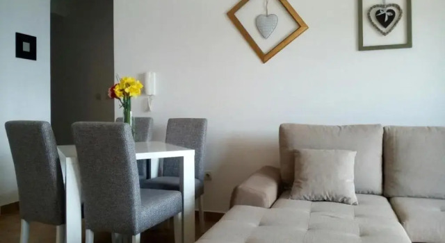 Апартаменты с балконом и с видом на море Location Apartments