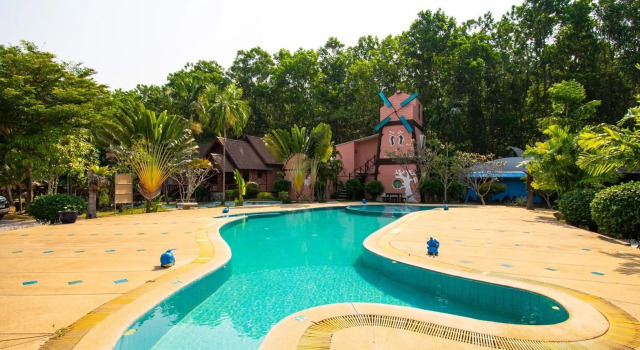 Четырёхместный люкс Deluxe Boom Boom Resort