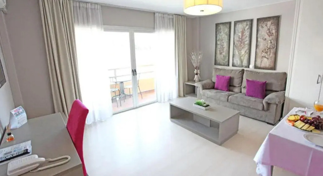 Апартаменты Hotel El Faro Marbella