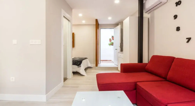 Estudio Cuesta Gomerez, Забронировать Отель Гранада Granada Province, рядом с Городской совет Гранады