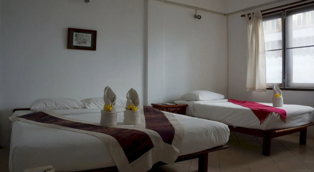 The Elephant Crossing Hotel, Buchen Sie Hotel Vang Vieng Provinz Vientiane