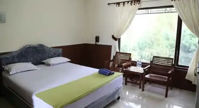 Hotel Panorama Wisata Air Terjun Coban Rondo