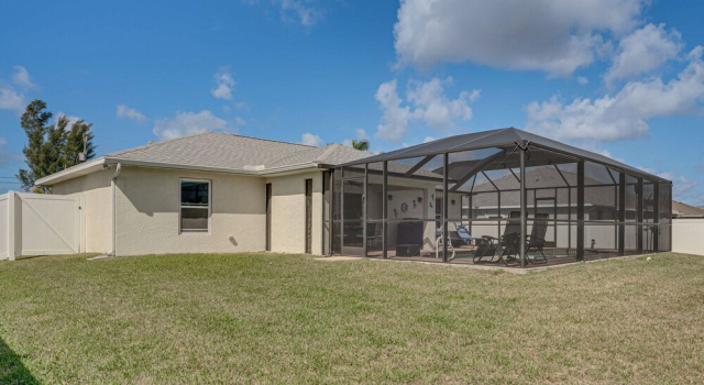 Dog-friendly Cape Coral Home: Private Pool!, Забронировать Дом для отпуска Виллы Кейп-Корал, Вилла