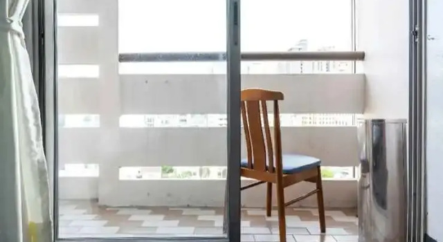 Studio room near MRT by PD Mansion