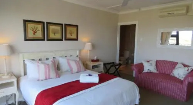 The Beach House, Book Hotel Port Alfred Sunshine Coast