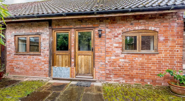 The Bothy, Varaa Lomakoti Mökit kohteessa Merseyside, Mökki