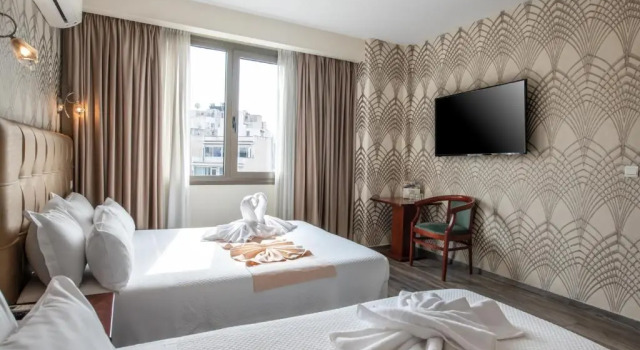Трёхместный номер Athens Golden City Hotel