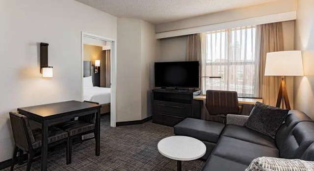 Номер Standard Residence Inn Louisville Downtown