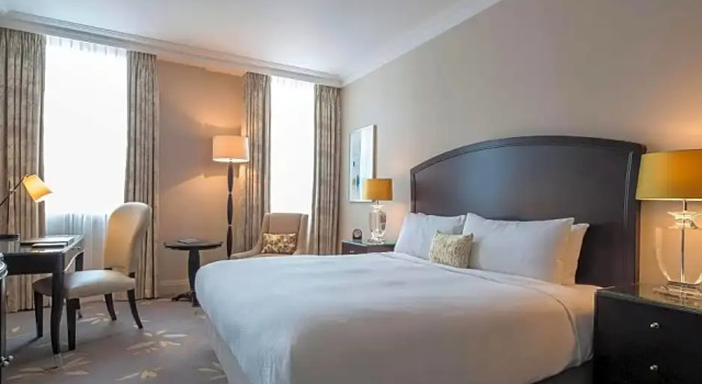Двухместный люкс Superior c 1 комнатой JW Marriott Grosvenor House London