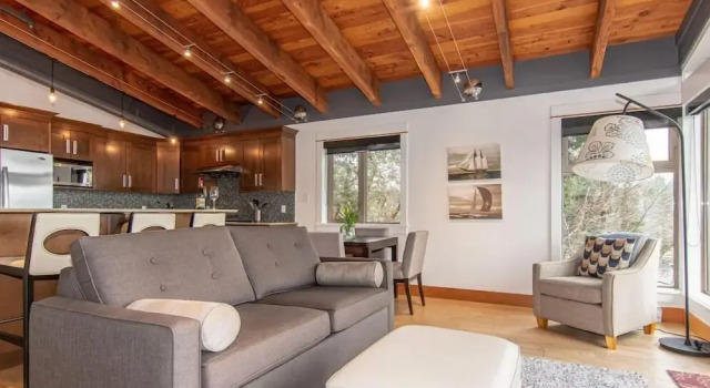 Deluxe apartman a kikötőre néző kilátással és erkéllyel Mariner's Loft
