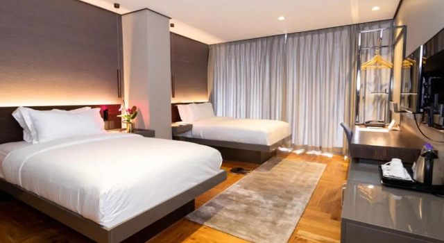 Двухместный номер Standard Ramada Encore Makati