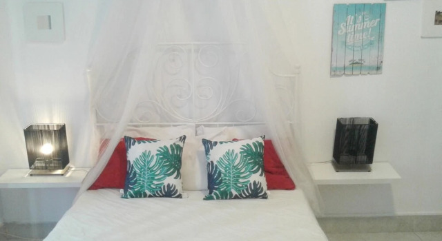 Studio in Porto, With Wonderful City View, Balcony and Wifi - 10 km Fr, Забронировать Отель Cedofeita / Santo Ildefonso / Se / Miragaia / Sao Nicolau e Vitoria Порту, рядом с Lapa Metro Station