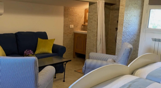 Lavish Villa in Mouans-sartoux With Sauna, จอง วิลล่า Mouans-Sartoux Alpes-Maritimes