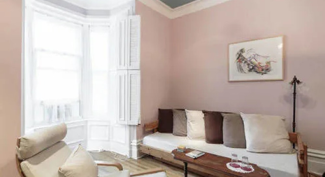 B&B La Petite Prune, Забронировать Отель «постель и завтрак» Отели Монреаля 3 звезды, рядом с Place Dupuis, 3*
