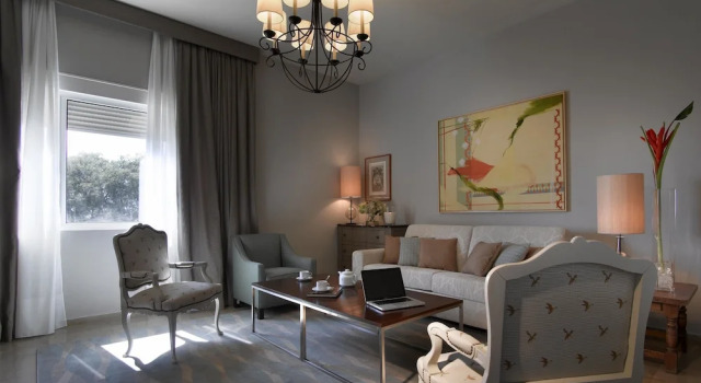Полулюкс с балконом Parador de Cordoba