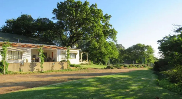 Апартаменты с 2 комнатами Modderkloof Farm Accommodation