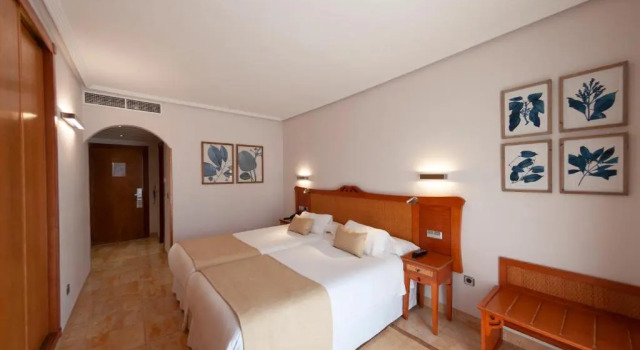 Одноместный номер Standard Hotel La Laguna Spa & Golf