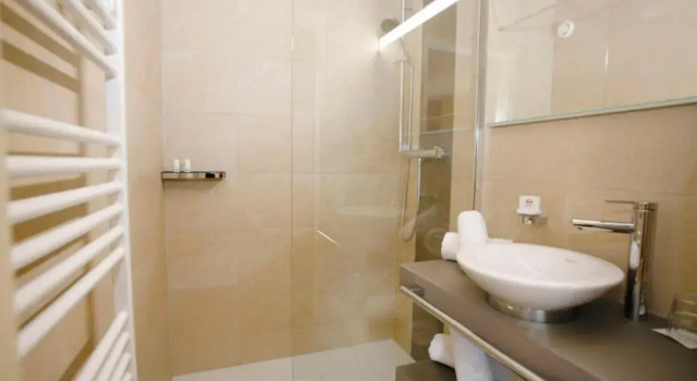 Двухместный номер Standard с балконом Hotel Kärnten