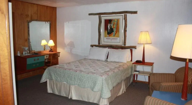 Elkhorn Lodge, Varaa Hotelli Hotellit New Mexico pysäköinnillä, Pysäköinti