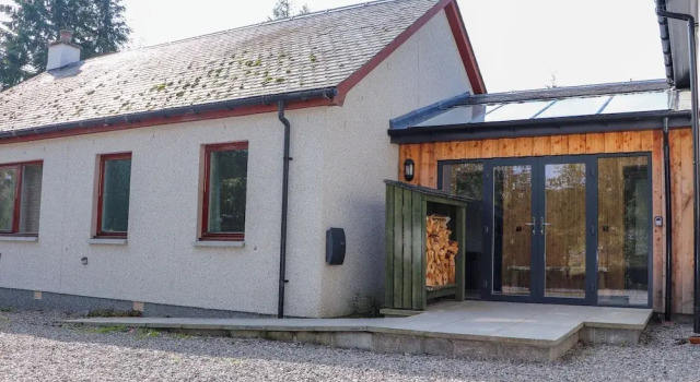 Creag Dhubh Cottage