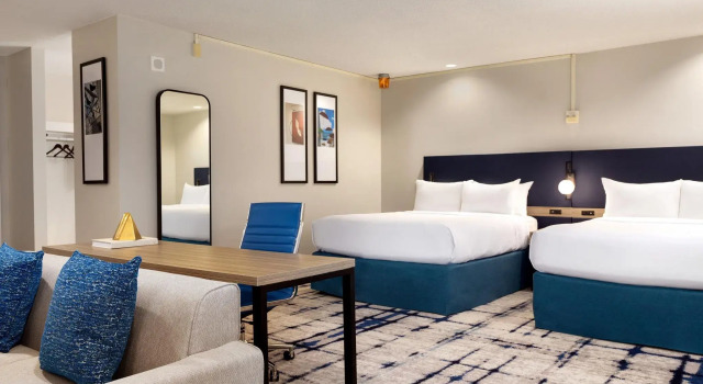 Четырёхместный номер Standard Crowne Plaza College Park - Washington DC by IHG