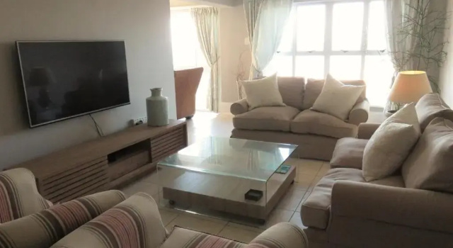 Summerseas 58, Book Hotel Hoteller i Eastern Cape med pool, Swimmingpool