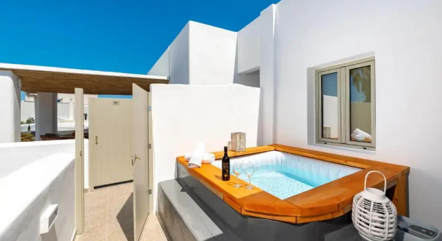 Двухместный люкс Deluxe Aerenia Luxury Suites