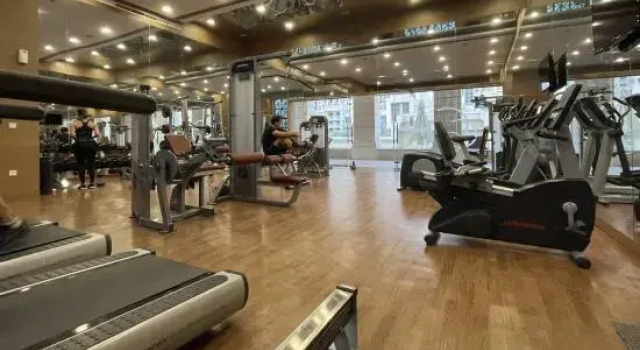 Dubai Mall short walk large studio | Balcony, Забронировать Отель Даунтаун Дубай , рядом с Дубайский аквариум