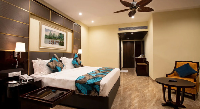The Avenue Calangute, Rezerwuj Hotel Hotele w Calangute z basenem, Basen