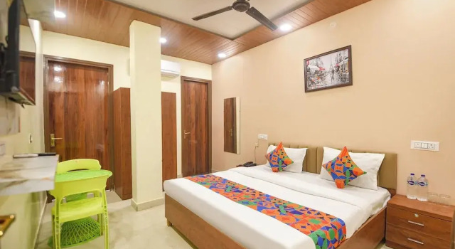 Номер Deluxe Fabhotel White House Tilak Nagar